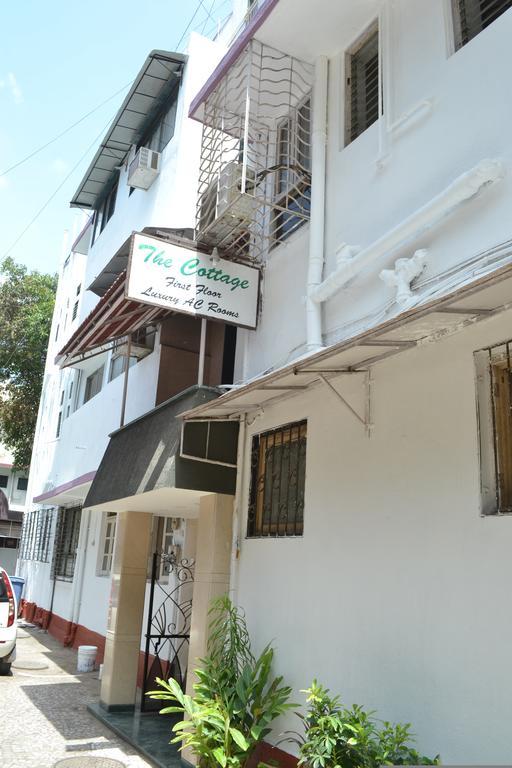The Cottage Bombay Exterior foto