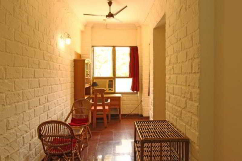 The Cottage Bombay Exterior foto