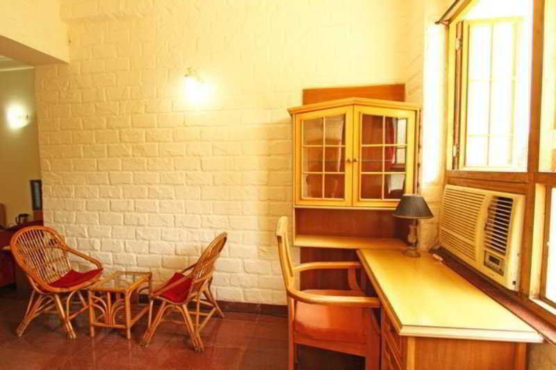The Cottage Bombay Exterior foto